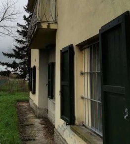 appartamento in vendita ad Alfonsine in zona Longastrino