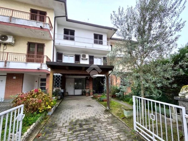 casa indipendente in vendita ad Alfonsine