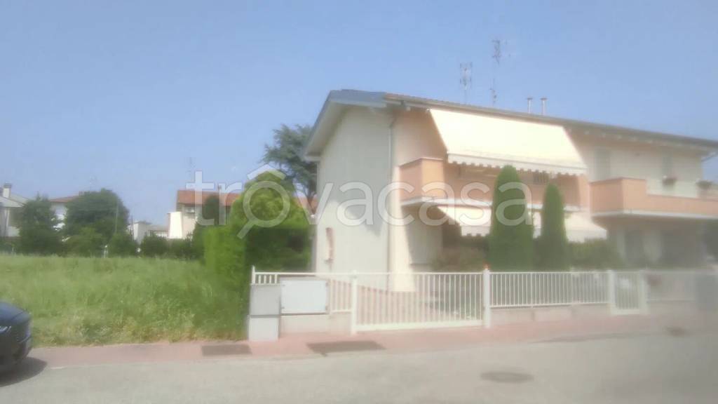 casa indipendente in vendita ad Alfonsine