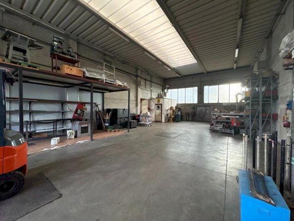 capannone in vendita ad Alfonsine