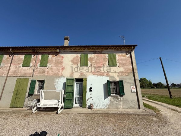 casa indipendente in vendita ad Alfonsine in zona Filo