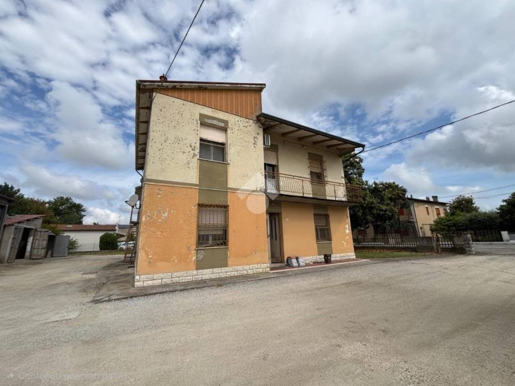 casa indipendente in vendita ad Alfonsine