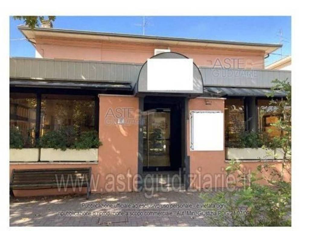 locale commerciale in vendita ad Alfonsine
