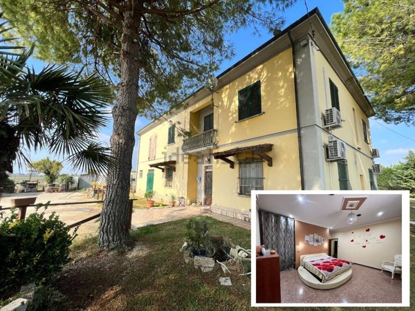 casa indipendente in vendita ad Alfonsine in zona Taglio Corelli