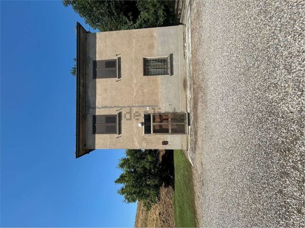 casa indipendente in vendita ad Alfonsine in zona Taglio Corelli