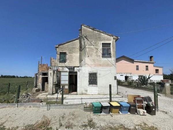 casa indipendente in vendita ad Alfonsine in zona Fiumazzo