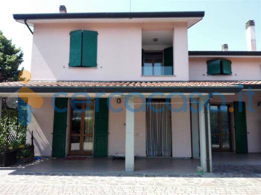 casa indipendente in vendita a Bagnacavallo