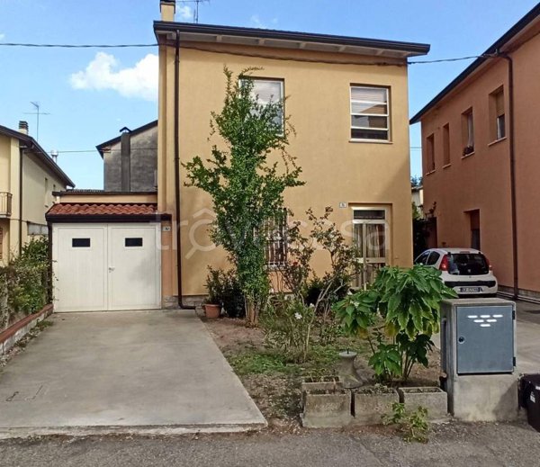 casa indipendente in vendita a Bagnacavallo in zona Glorie