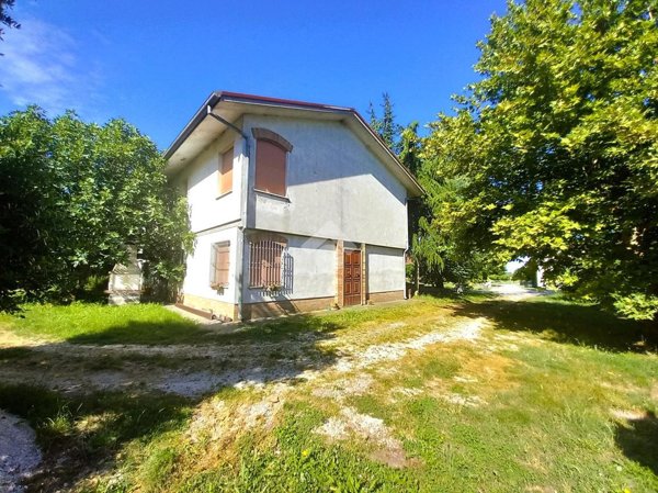 casa indipendente in vendita a Bagnacavallo in zona Villanova