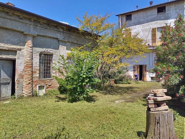 rudere in vendita a Bagnacavallo