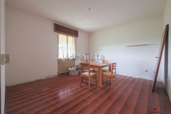 casa indipendente in vendita a Bagnacavallo in zona Villanova