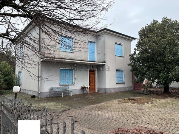 casa indipendente in vendita a Bagnacavallo