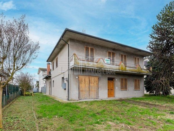 casa indipendente in vendita a Bagnacavallo in zona Masiera