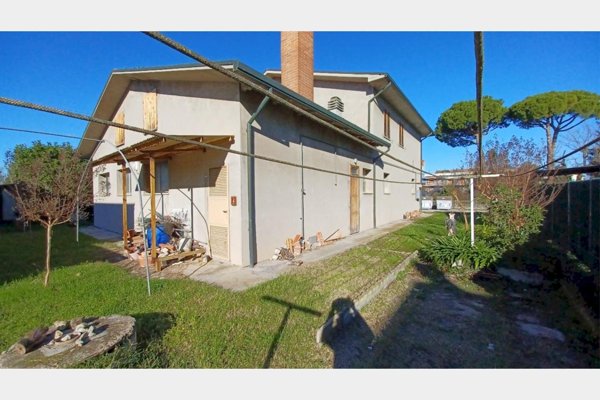 casa indipendente in vendita a Bagnacavallo in zona Masiera