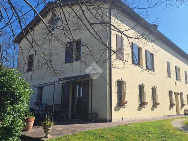 casa indipendente in vendita a Bagnacavallo