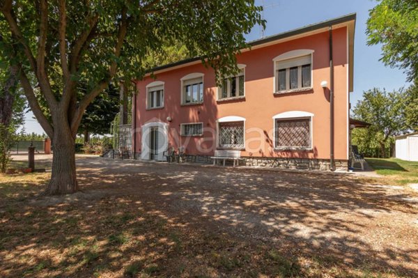 casa indipendente in vendita a Bagnacavallo