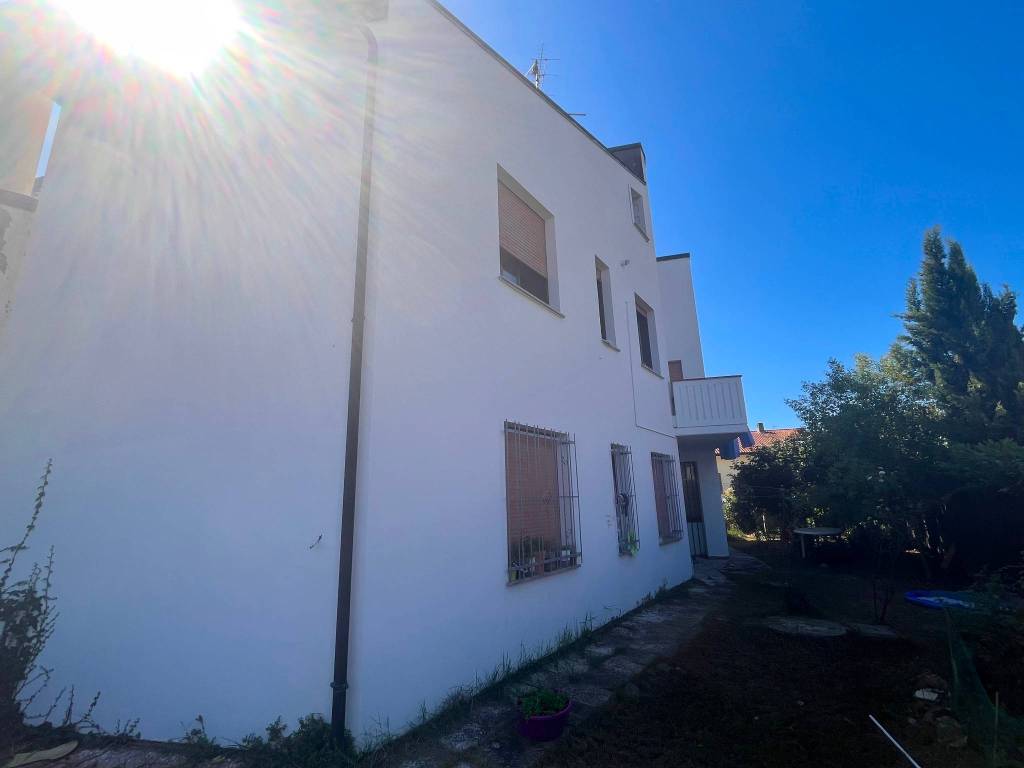 casa indipendente in vendita a Bagnacavallo