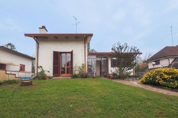 casa indipendente in vendita a Bagnacavallo in zona Glorie