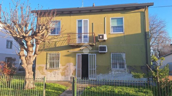casa indipendente in vendita a Bagnacavallo in zona Glorie