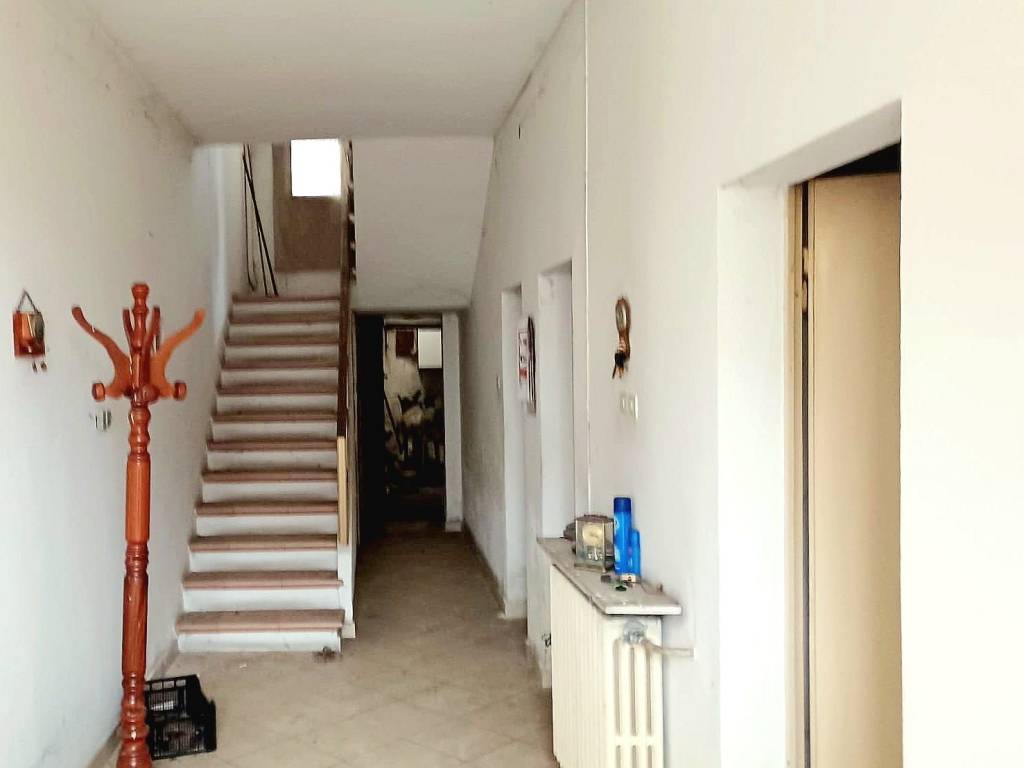 appartamento in vendita a Bagnacavallo in zona Villanova