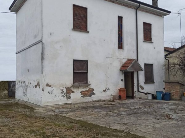 casa indipendente in vendita a Bagnacavallo in zona Glorie