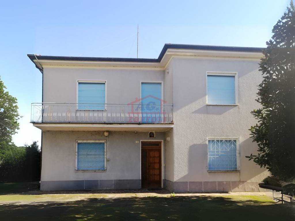 casa indipendente in vendita a Bagnacavallo