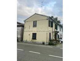 appartamento in vendita a Bagnacavallo in zona Villanova