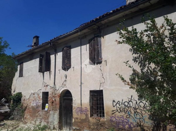 casa indipendente in vendita a Bagnacavallo