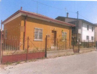 casa indipendente in vendita a Bagnacavallo