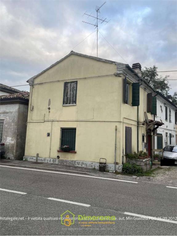 appartamento in vendita a Bagnacavallo in zona Villanova