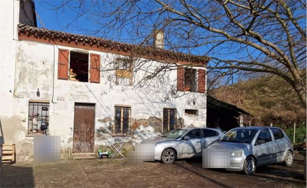 casa indipendente in vendita a Bagnacavallo in zona Villanova