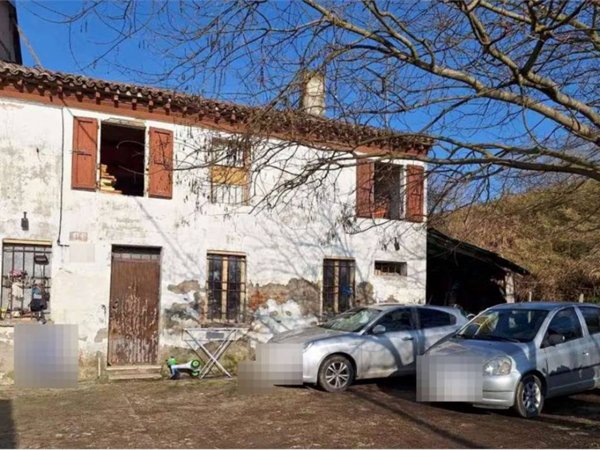 casa indipendente in vendita a Bagnacavallo in zona Traversara