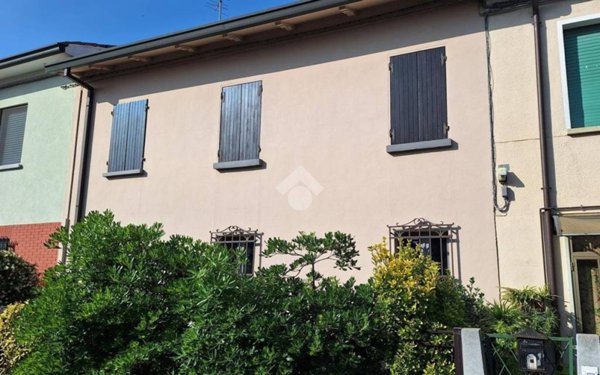 casa indipendente in vendita a Bagnacavallo