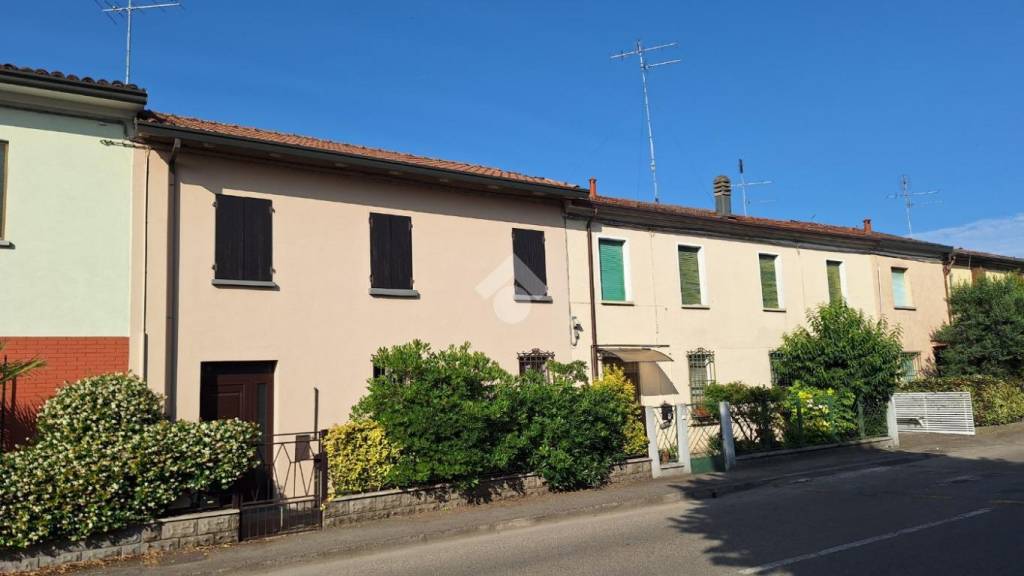 casa indipendente in vendita a Bagnacavallo