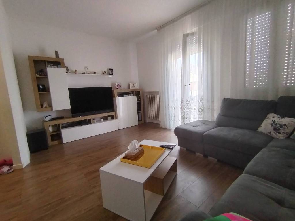 appartamento in vendita a Bagnacavallo in zona Villanova