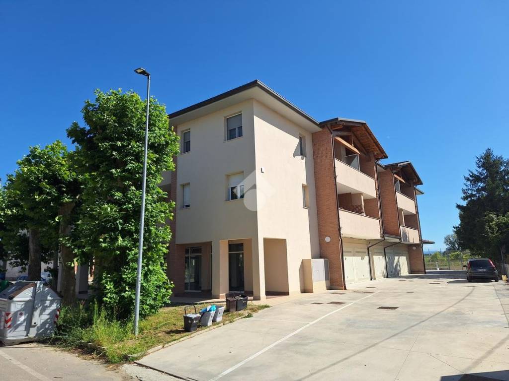 appartamento in vendita a Bagnacavallo in zona Traversara
