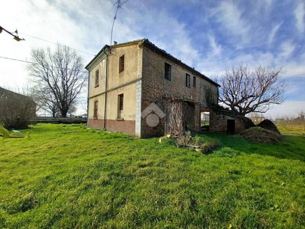 casa indipendente in vendita a Bagnacavallo