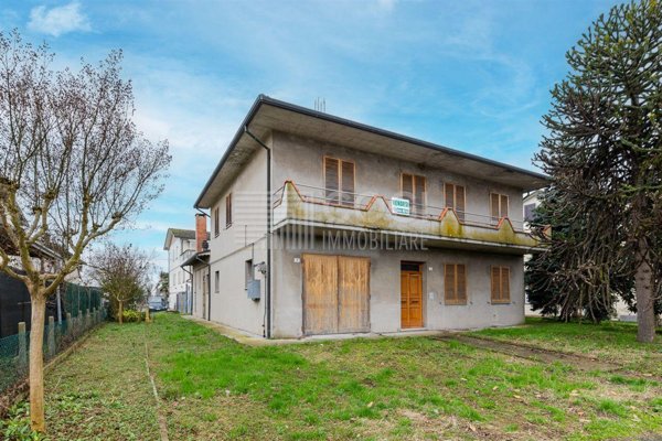 casa indipendente in vendita a Bagnacavallo in zona Masiera