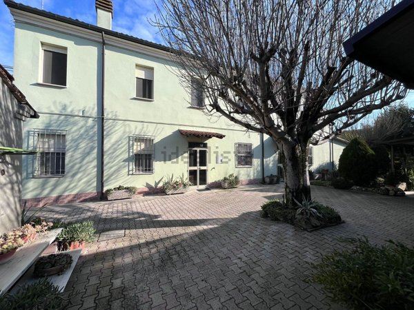 casa indipendente in vendita a Bagnacavallo in zona Villanova