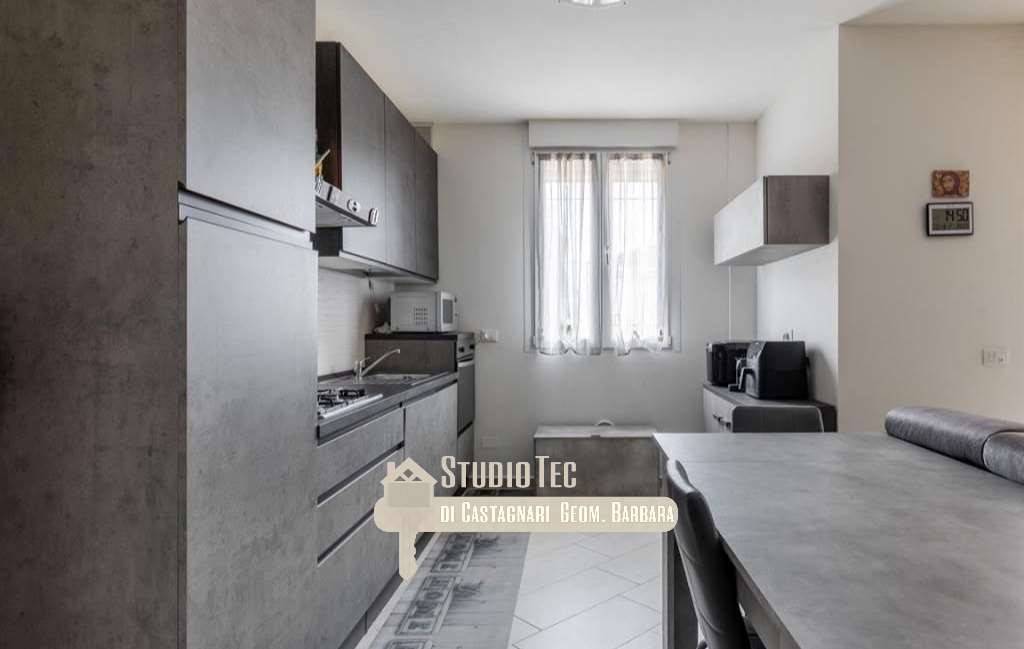 appartamento in vendita a Bagnacavallo in zona Traversara