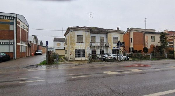casa indipendente in vendita a Bagnacavallo