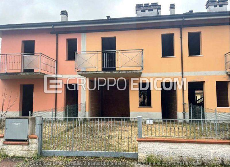 appartamento in vendita a Bagnacavallo in zona Glorie