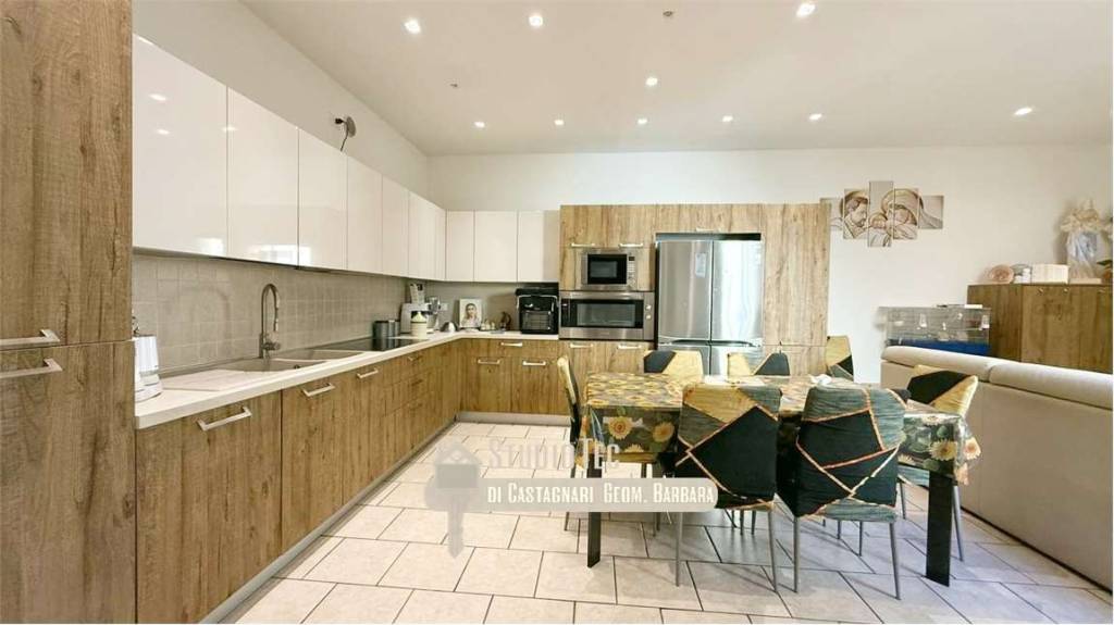 appartamento in vendita a Bagnacavallo in zona Traversara