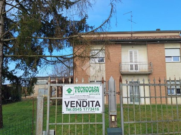 casa indipendente in vendita a Bagnacavallo