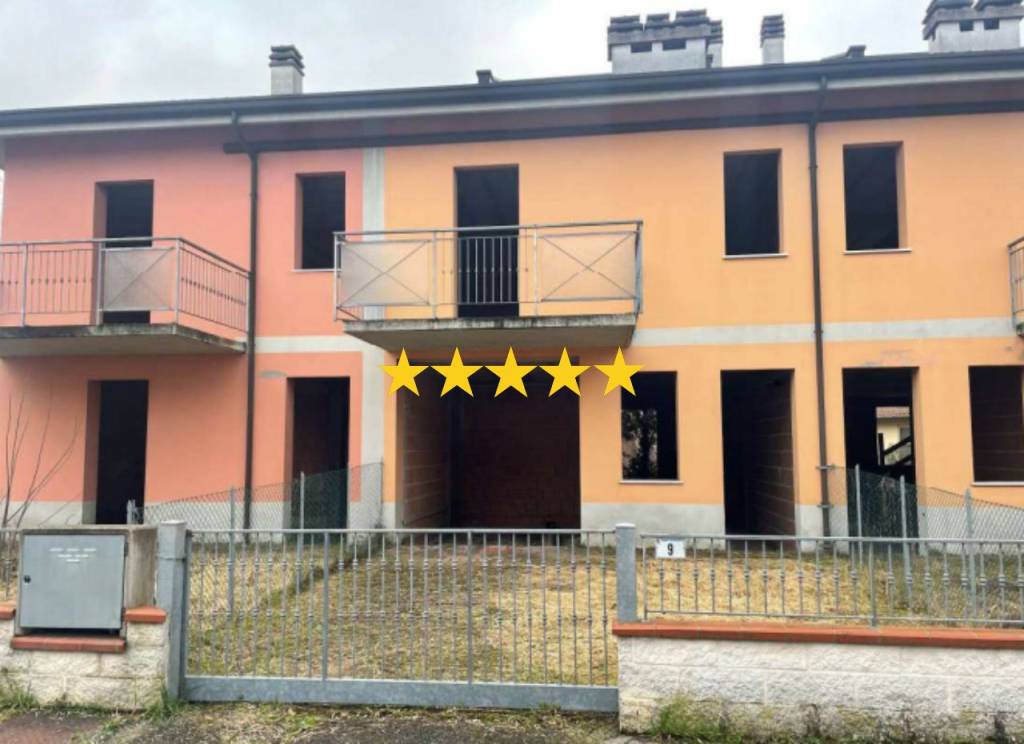 appartamento in vendita a Bagnacavallo in zona Glorie