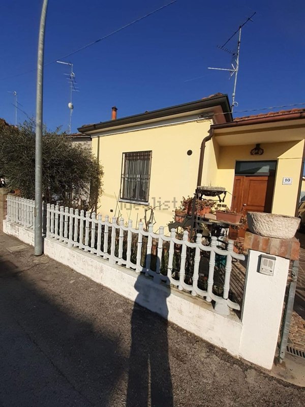 casa indipendente in vendita a Bagnacavallo