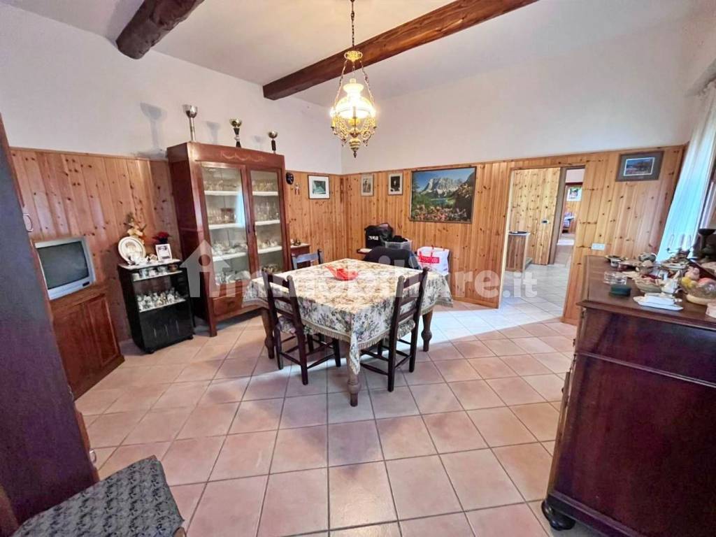 casa indipendente in vendita a Bagnacavallo in zona Villanova