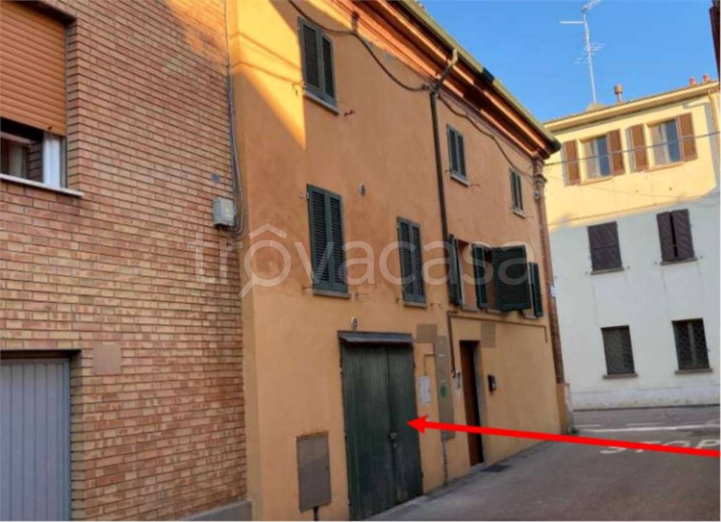 negozio in vendita a Bagnacavallo