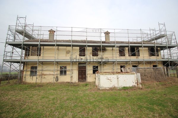 casa indipendente in vendita a Bagnacavallo in zona Boncellino