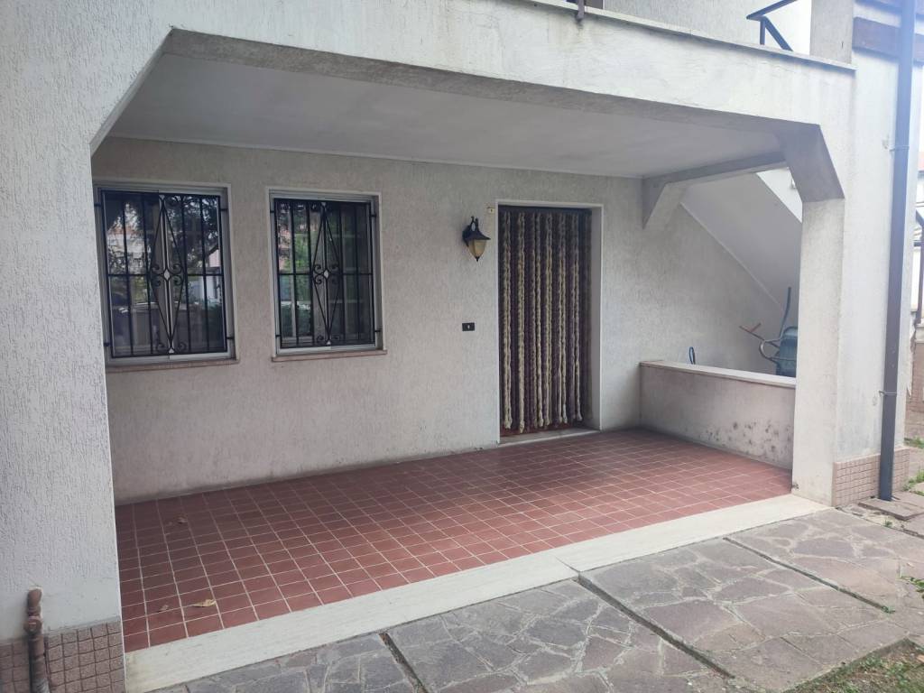 casa indipendente in vendita a Bagnacavallo